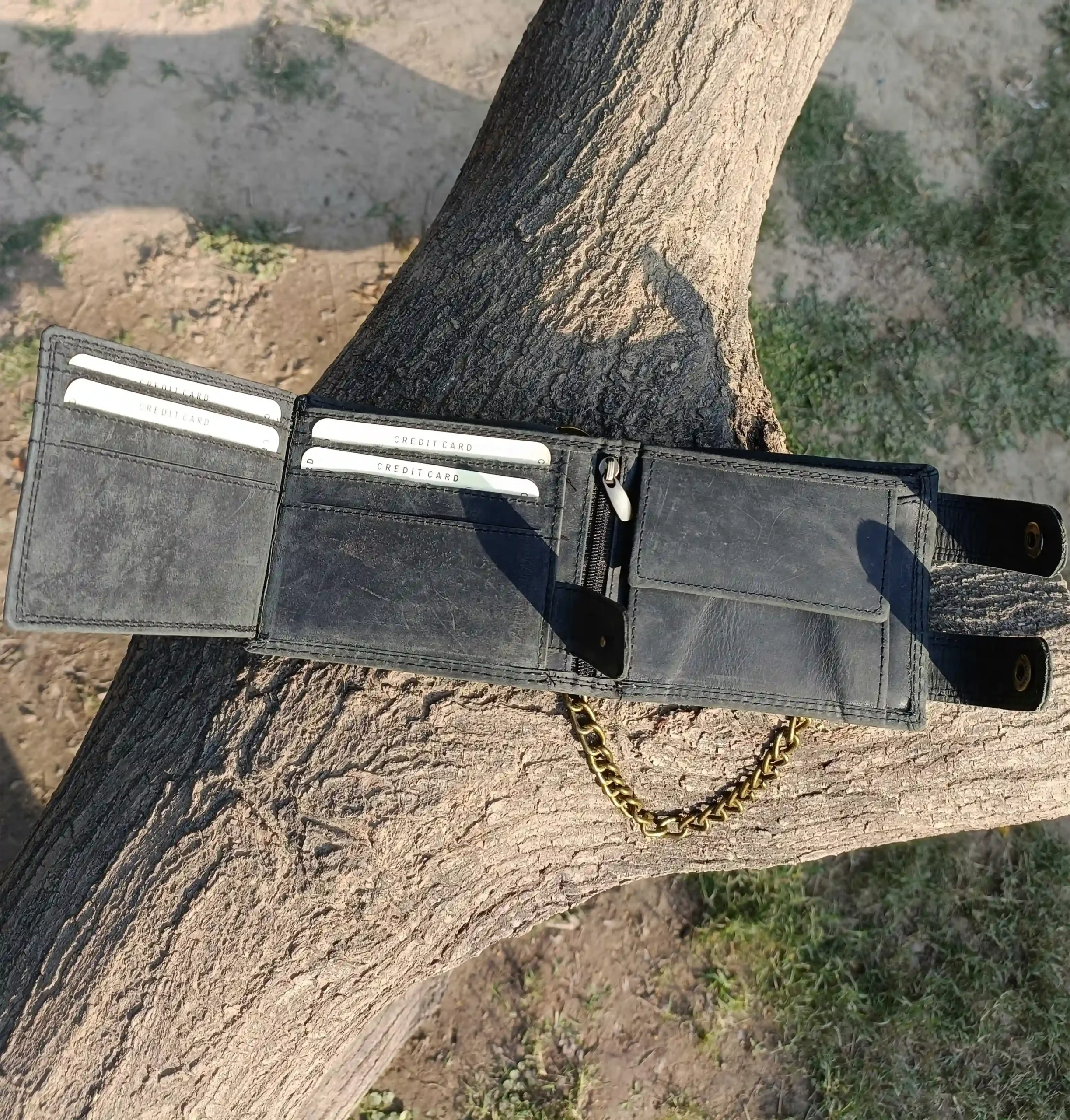 Bifold Men’s Vintage Leather Biker Wallet - Image 7