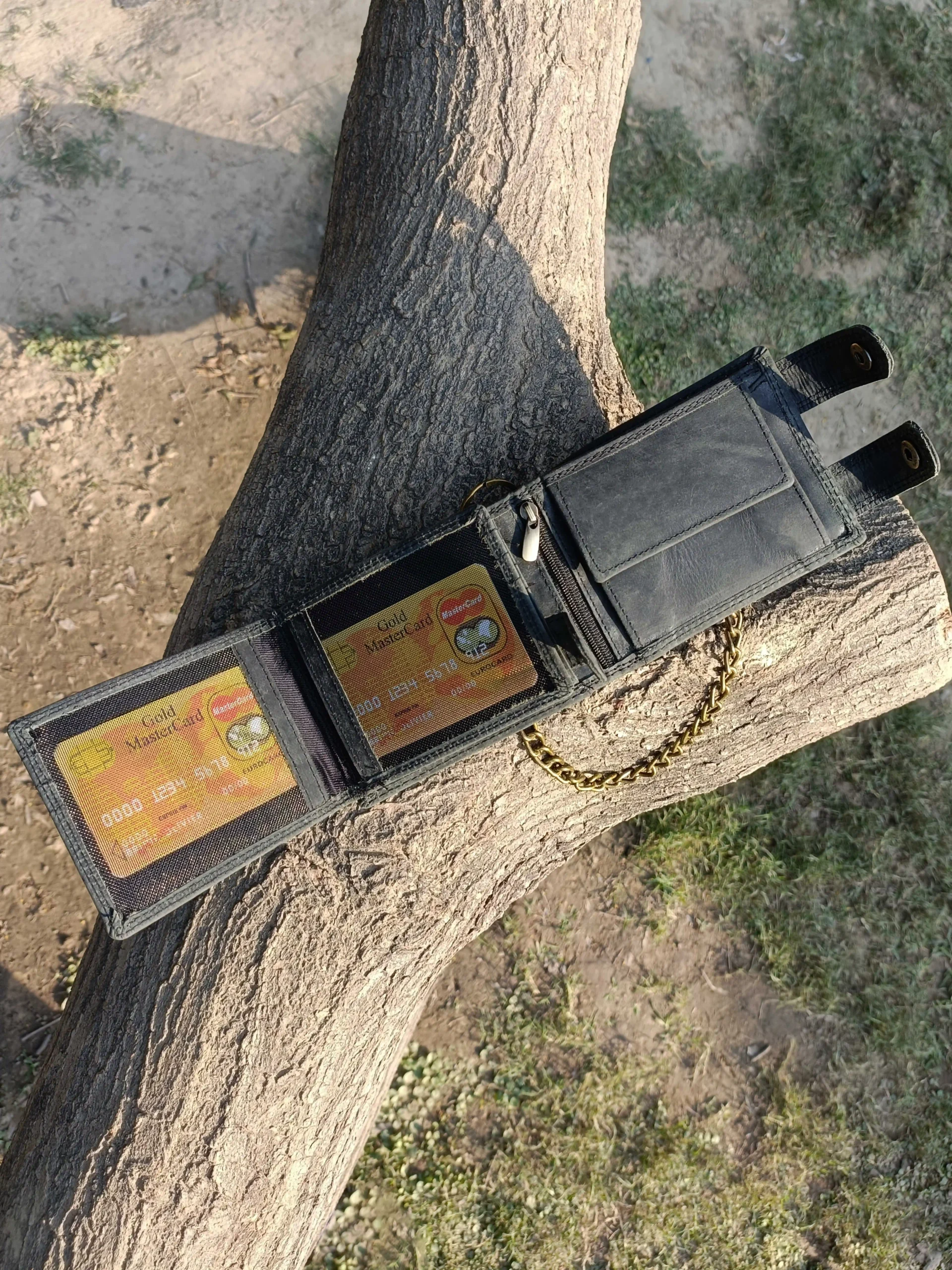 Bifold Men’s Vintage Leather Biker Wallet - Image 3